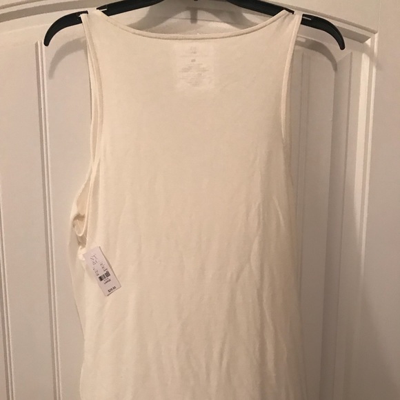 Shirt - Picture 2 of 5